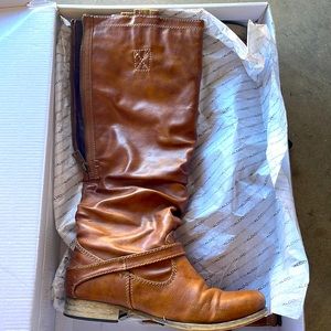 Brown Aldo boots